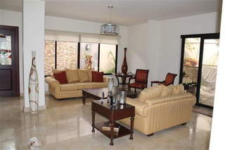 House for Sale in Costa del Este - 4 bedrooms