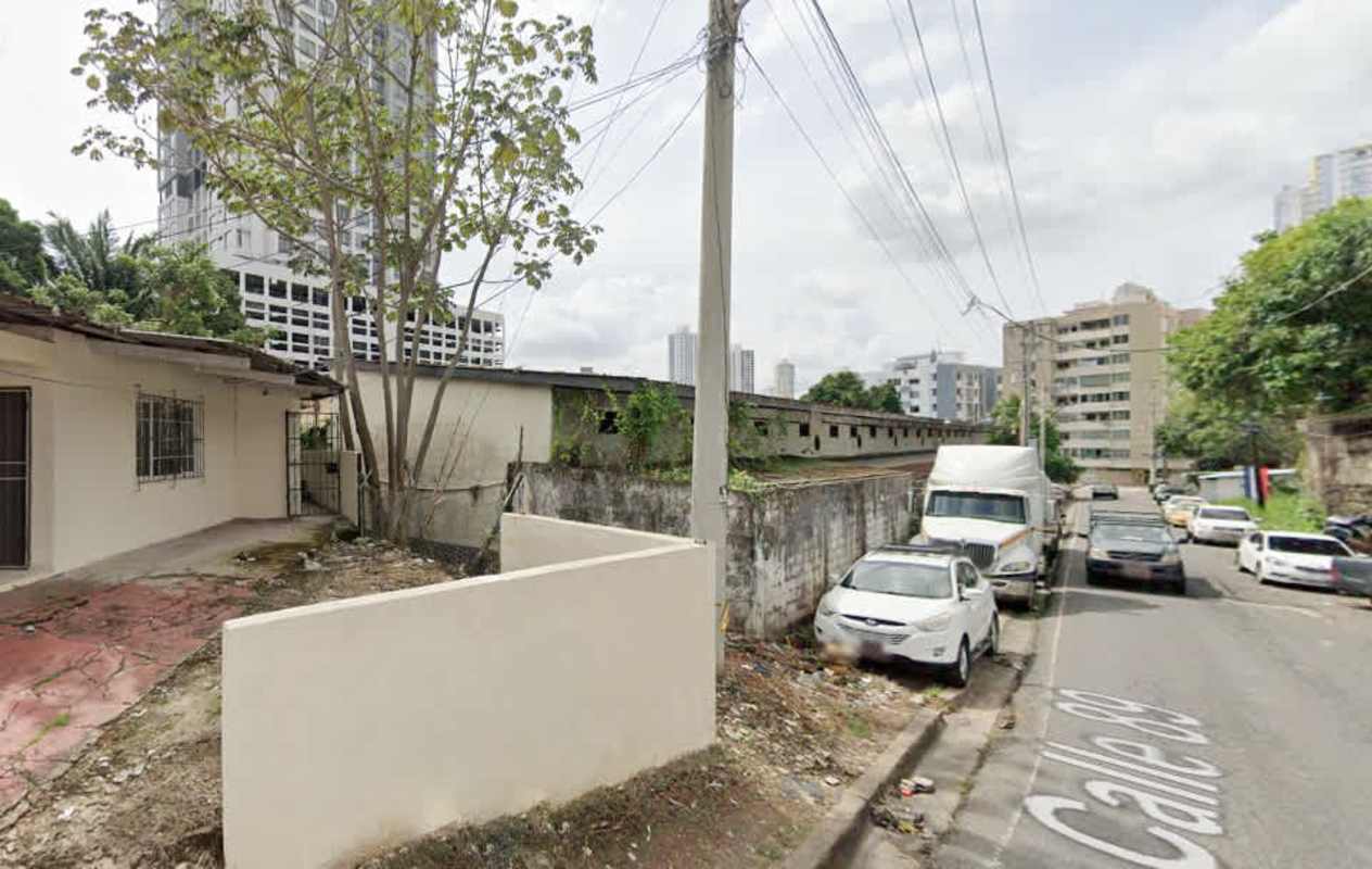 6,303m2 Prime Corner Land Carrasquilla San Francisco