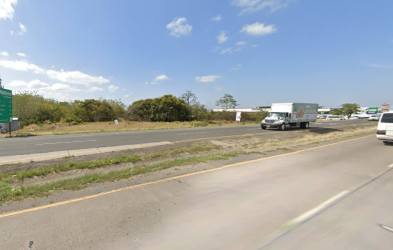 Vacant open commercial plot available along Panamericana Highway Penonomé