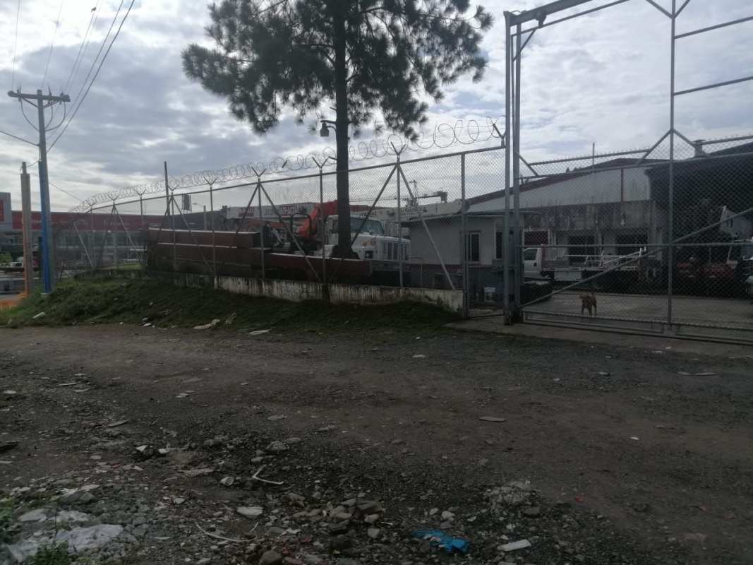 Galera industrial warehouse and flat development land near Villa Zaita Mall Panama City