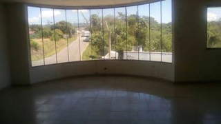 Building for Sale in Paso Canoas - 15 bedrooms