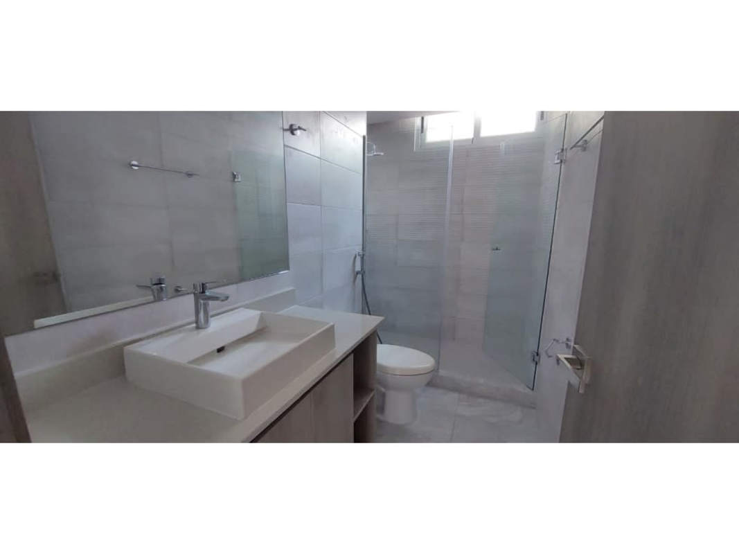 Luxurious building lobby with concierge PH Luxor 400 El Cangrejo Panama