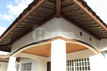 New 3BR House with Terrace in San Miguel Santiago in - View 4