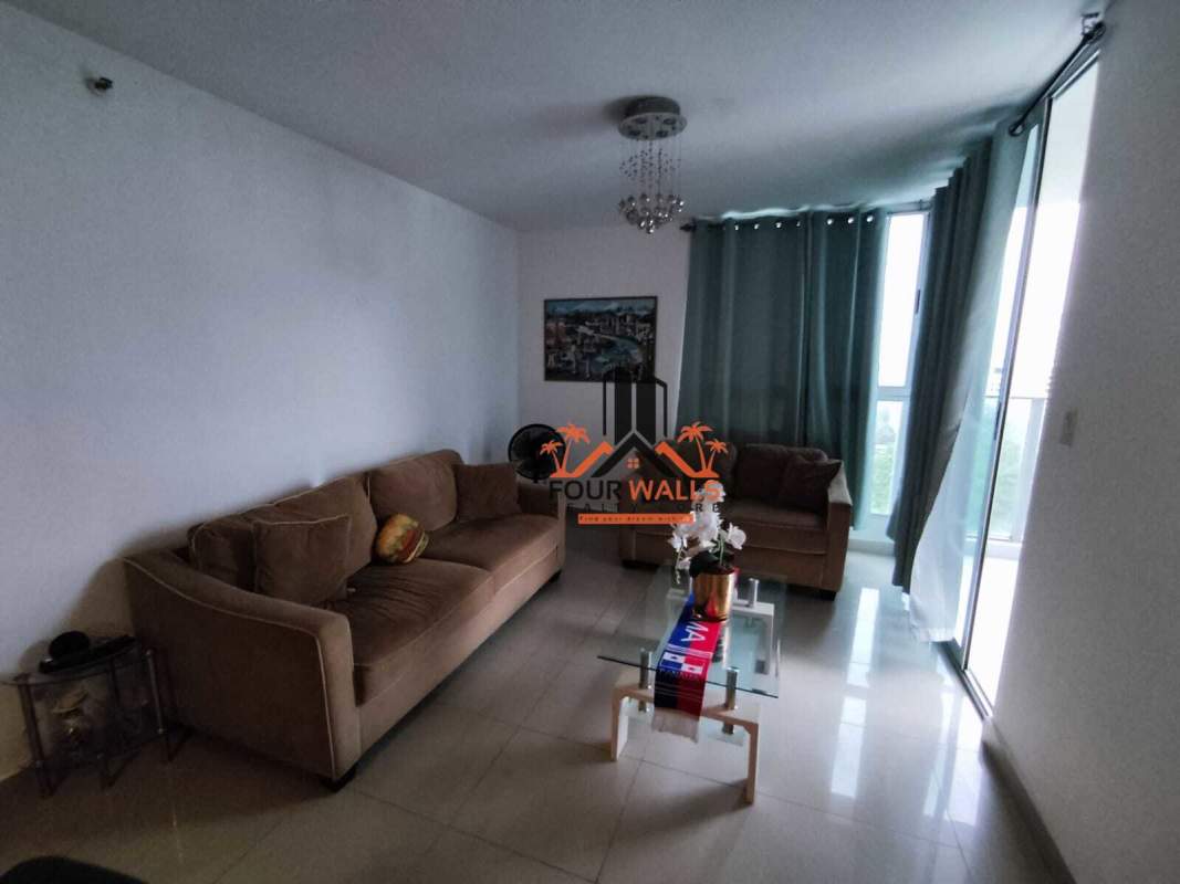 Bedroom with en-suite bathroom in PH Residencias del Sol Panama City