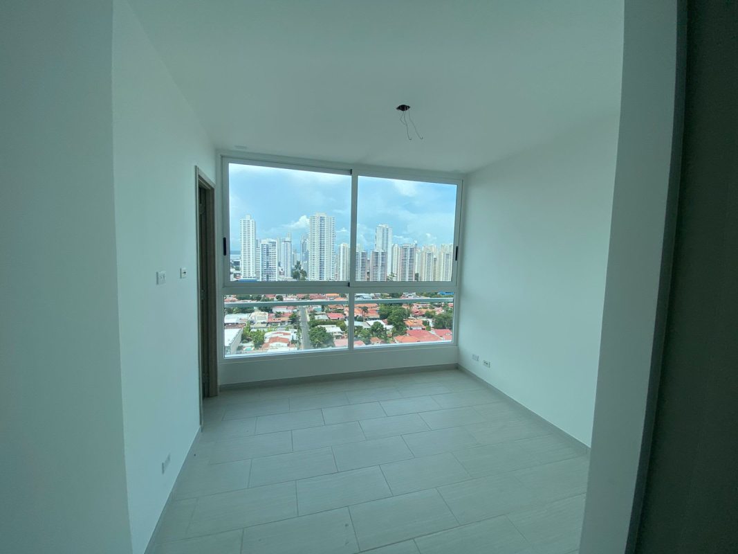 Bedroom in The Tower Coco del Mar Panama with panoramic windows bright view