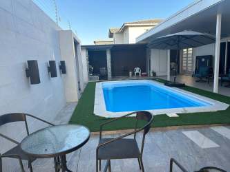 Master bedroom with bathtub, walk-in closet, TV lounge area PH Rolling Hills Costa Verde Panama