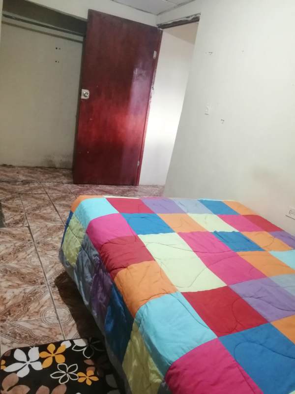 One-bedroom furnished apartment tile floor window bars Villa Lobos Pedregal Panama