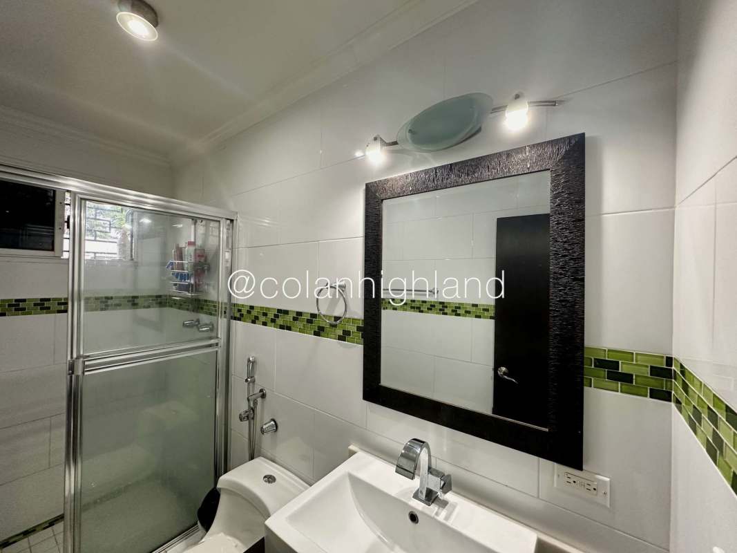 Modern large open plan living and dining area with gypsum ceiling Betania Panama house