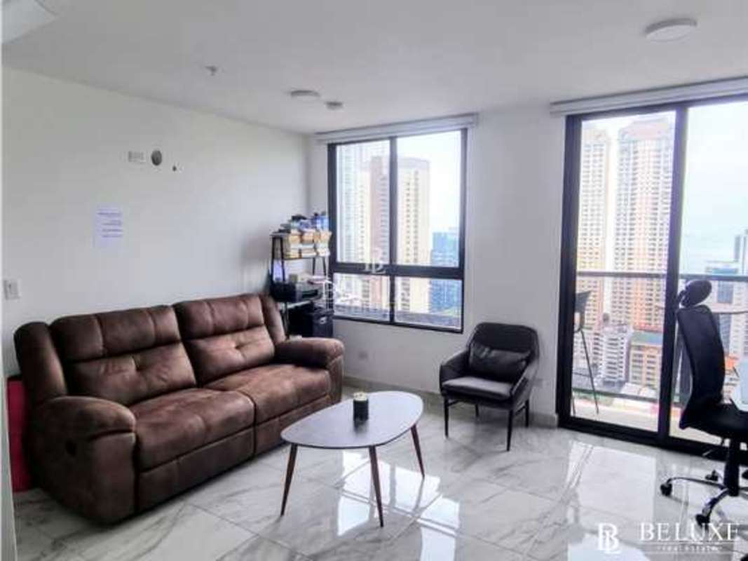 Gray cabinets, granite countertop, appliances kitchen PH The Gray Obarrio Panama City