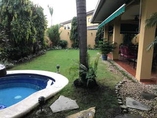 House for Sale in Costa del Este - 4 bedrooms