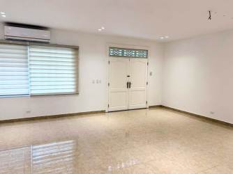 Spacious outdoor terrace with tiled floor at Residencial Howard Panama Pacifico rental home