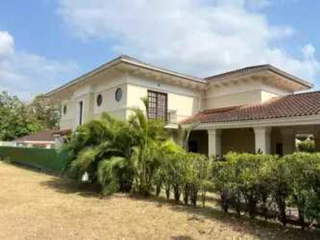 House for Sale in Clayton - 4 bedrooms