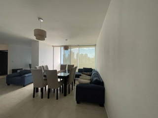 Apartment for Sale in San Francisco - 3 bedrooms