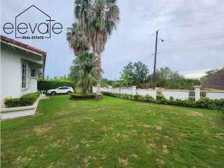 Single Family Beach House for Sale in Chame - 3 bedrooms