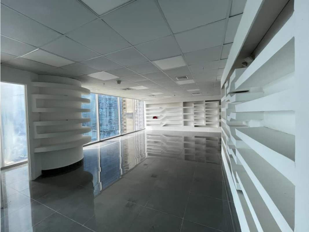Open plan bright office with city views and ceramic tile floors in Oceania Business Plaza Punta Pacifica