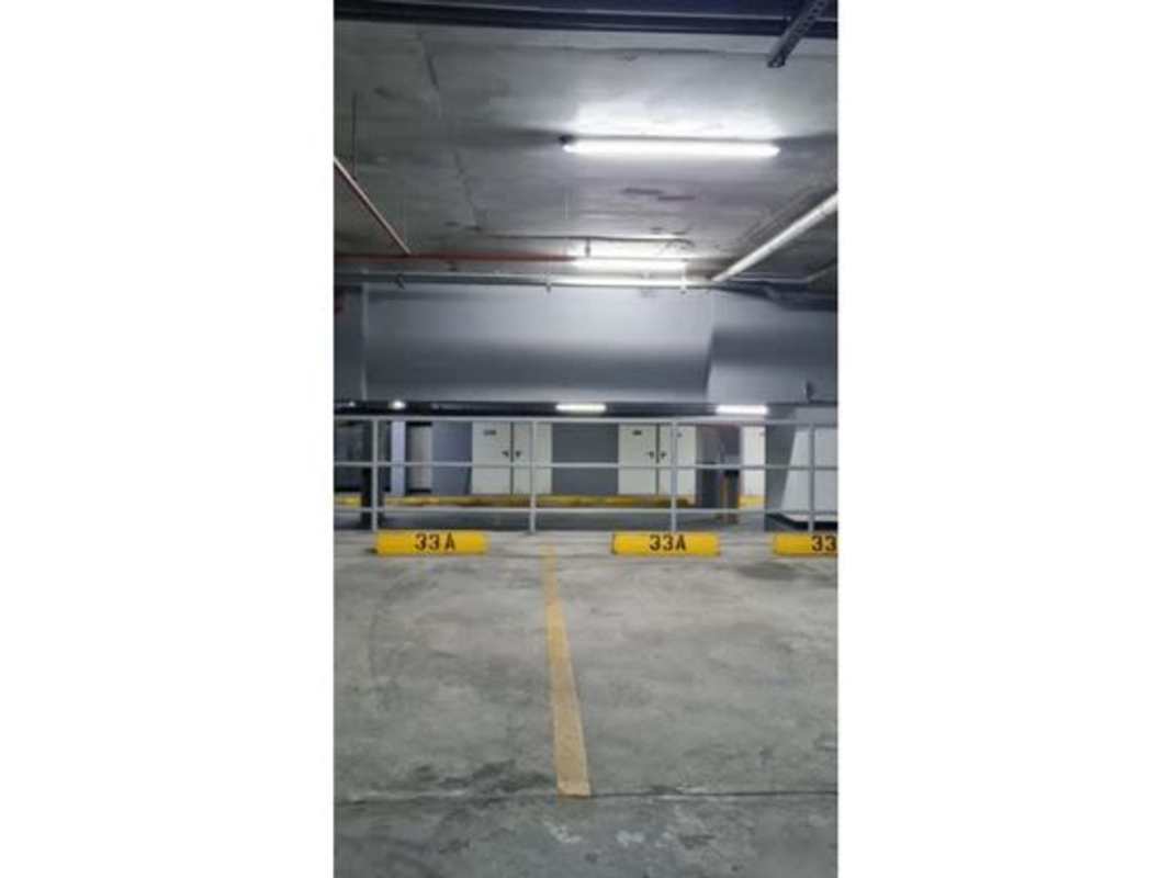 Elegant lobby entrance with luxury finishes at PH Dal Mare Coco del Mar Panama