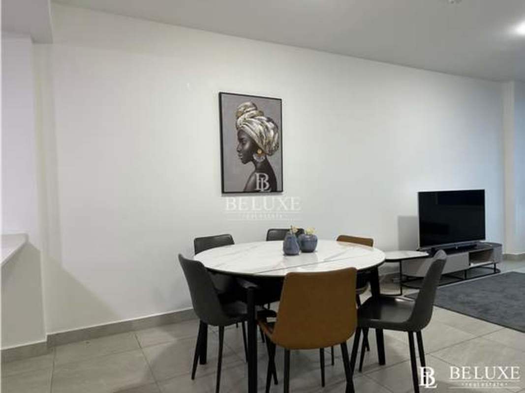 Open-plan furnished dining and living space with panoramic views PH Van Gogh El Cangrejo Panama