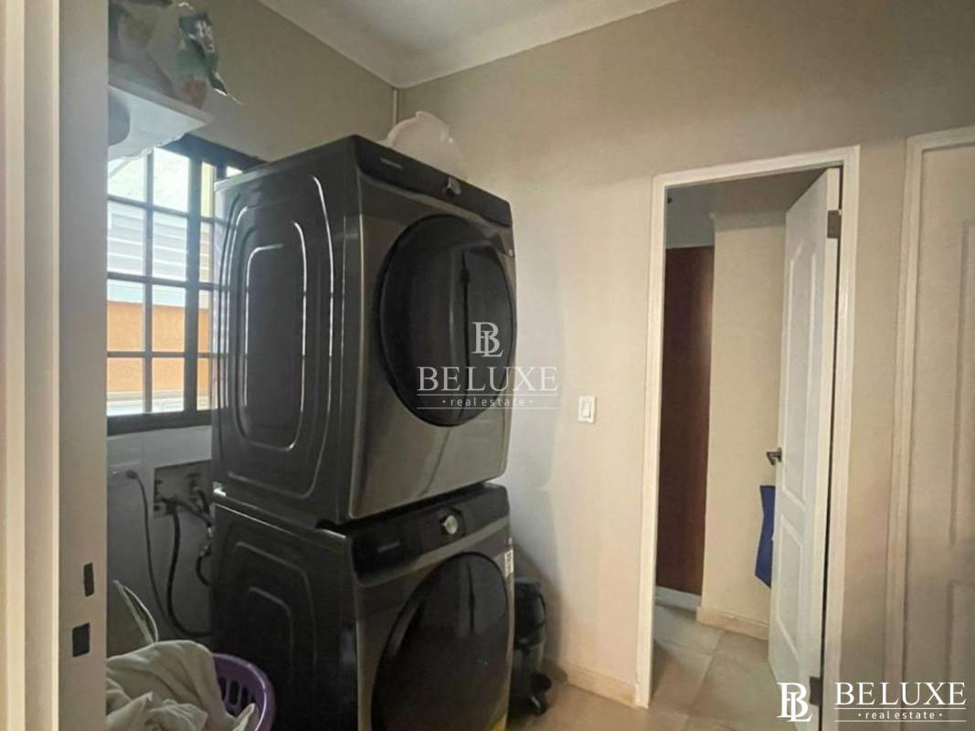 Luxury 3BR + Study House with Garden for Rent in Clayton Village