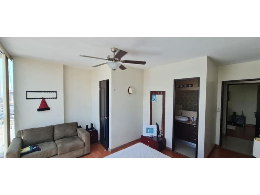 Fully equipped fitness center with city view at PH Pacific Point Punta Pacífica Panama