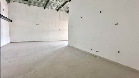 Retail & Office Space for Rent in Uniplaza Costa Verde