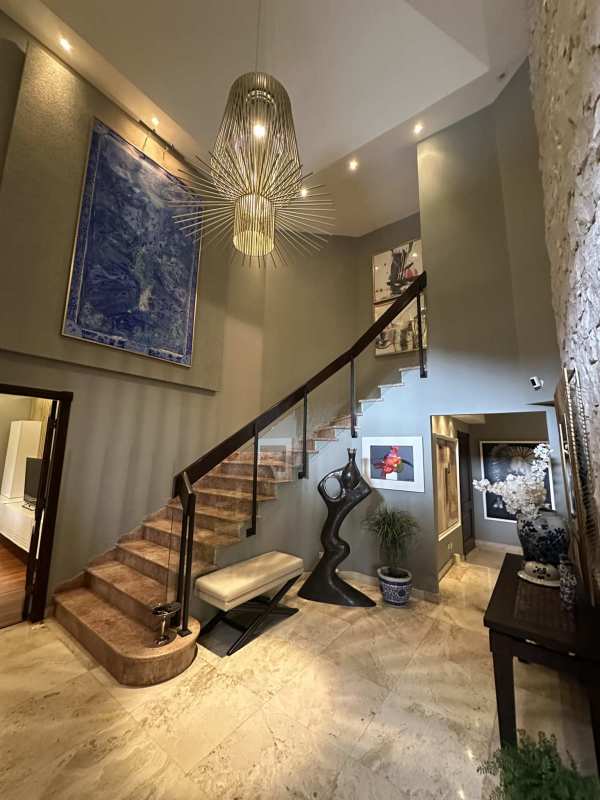 Large master bedroom with walk-in closet and ensuite bath in Antigua Costa del Este luxury home