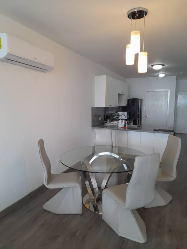 Contemporary bathroom with glass shower and modern fixtures PH White Tower Panama