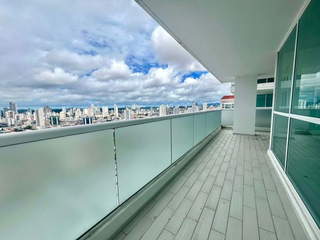 Apartment for Sale in San Francisco - 3 bedrooms