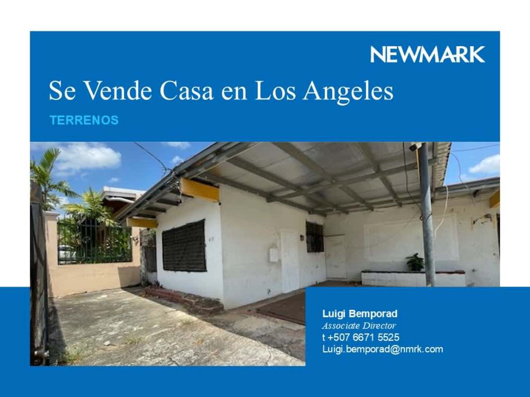 House with covered carport and secure entrance in Los Angeles El Dorado Panama City for sale