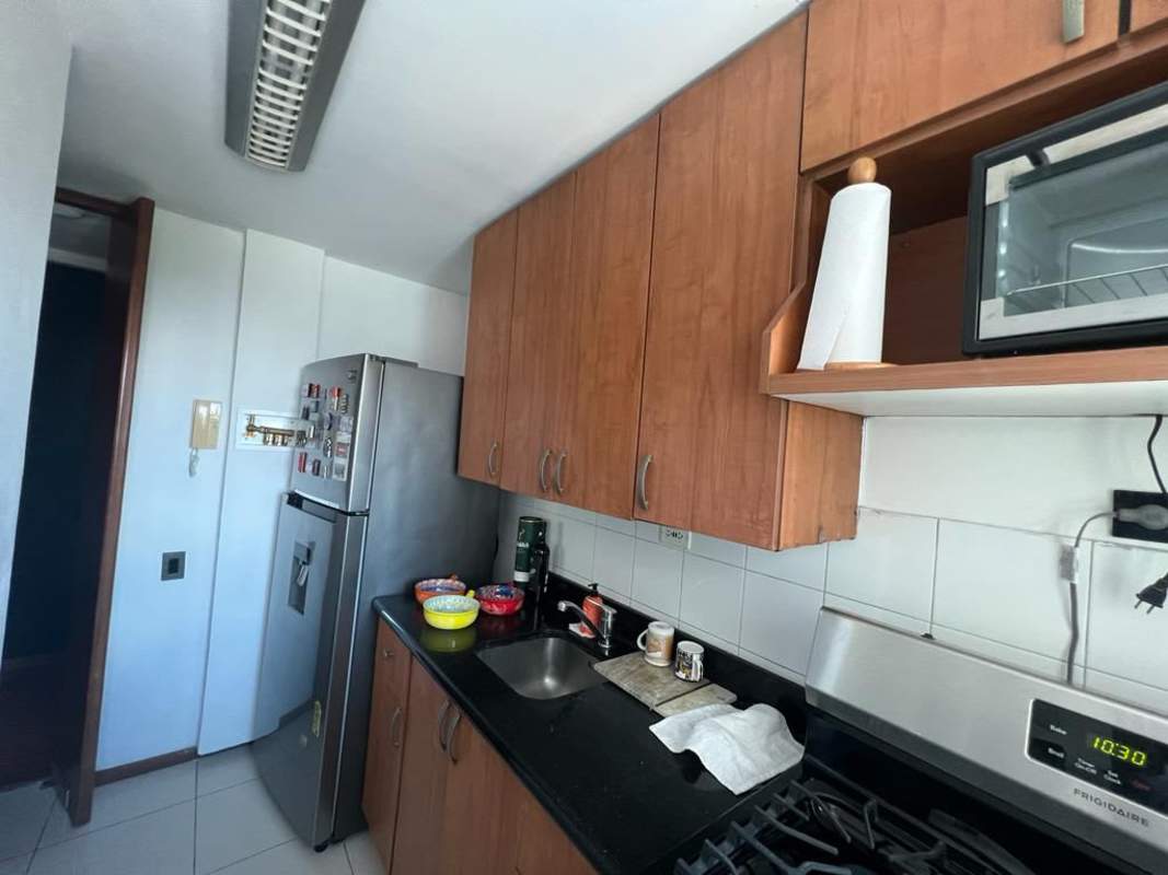 Main bedroom with window and closet in PH San Francisco Bay San Francisco Panama