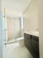 Apartment for Sale in San Francisco - 3 bedrooms