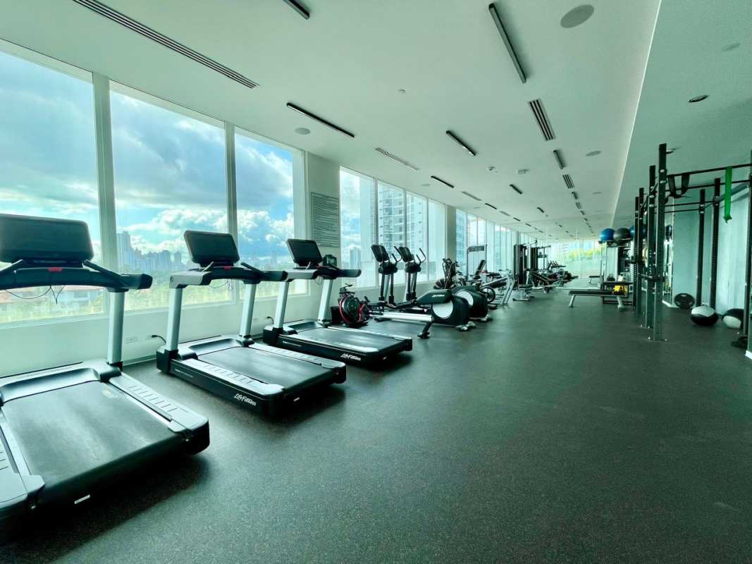 Fitness center with panoramic city views at PH Riviera del Golf in Coco del Mar Panama