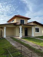 House for Rent or Sale in Canto del Llano - 3 bedrooms