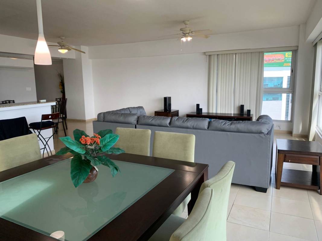 Equipped kitchen granite countertops stainless steel appliances PH Grand Bay Balboa Panama City