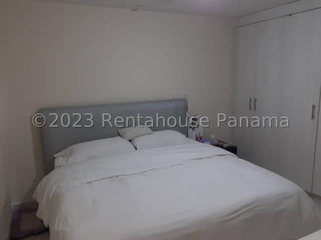 Pool with sun loungers and children’s park inside PH Versalles II community Las Acacias Panama