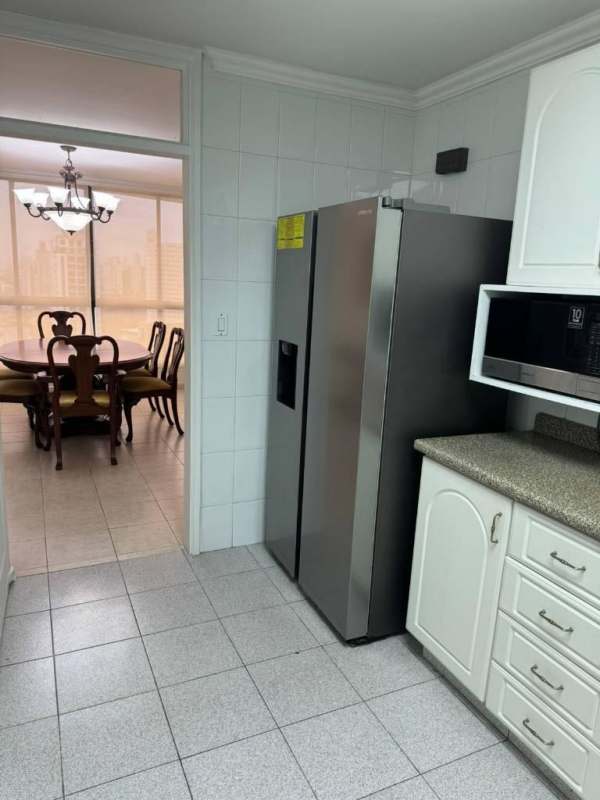 Rooftop infinity pool and BBQ lounge with breathtaking Panama City view