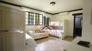 House for Sale in San José - 4 bedrooms