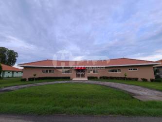 Spacious Family House for Rent Urb Corpus Christi Los Santos - View 2