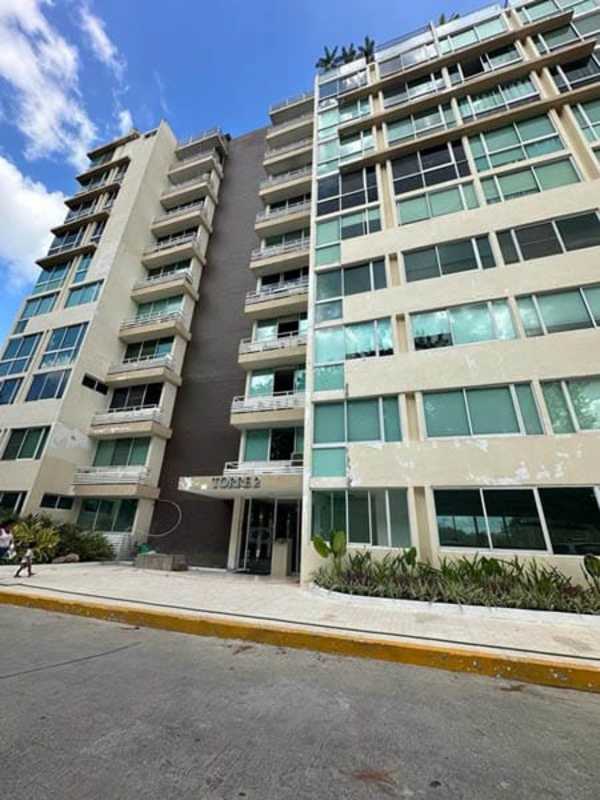 Modern mid-rise tower with glass balconies PH Pine Hill in Ancon Panama