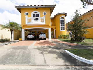 House for Sale in Ancón - 3 bedrooms