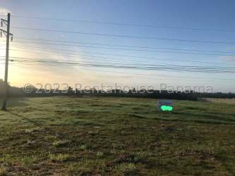 Flat commercial zoned terrain with easy highway access for development in Panama