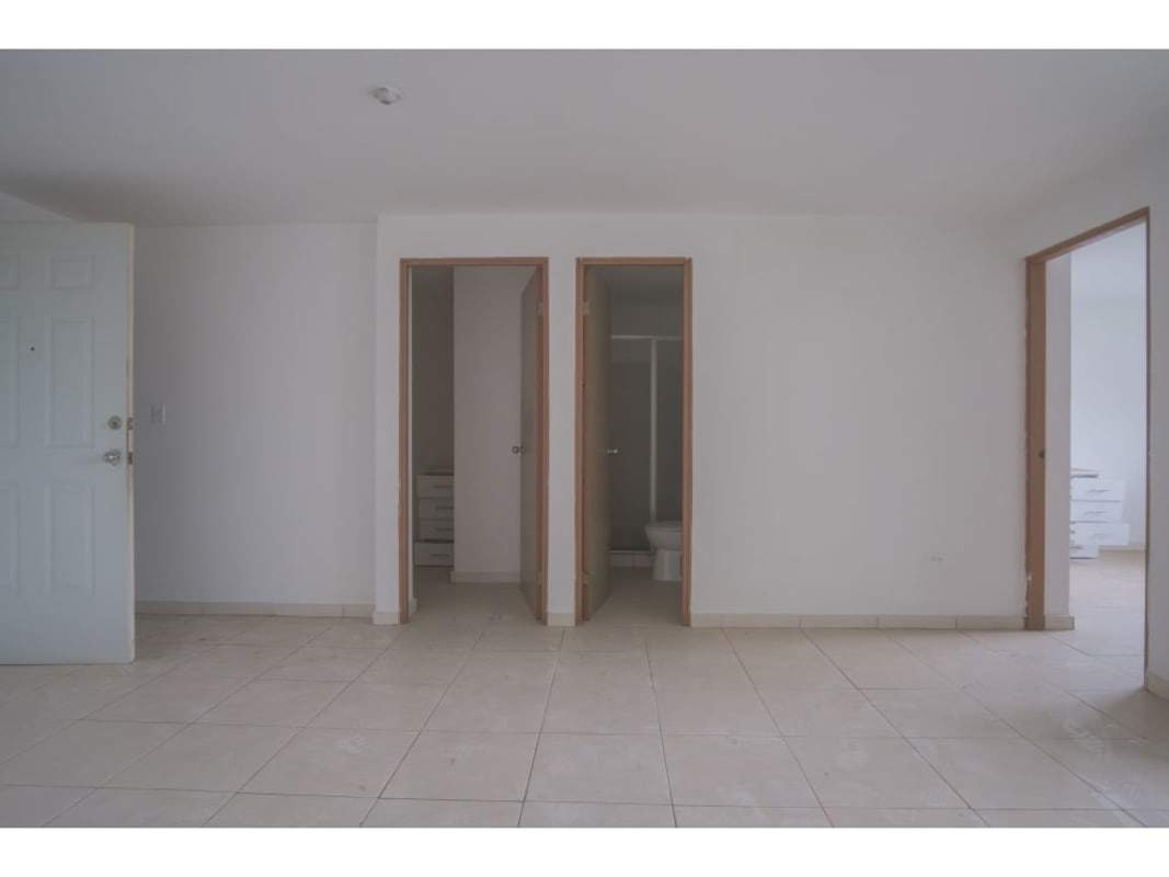 Second bathroom view glass shower enclosure PH Llano Bonito Panama