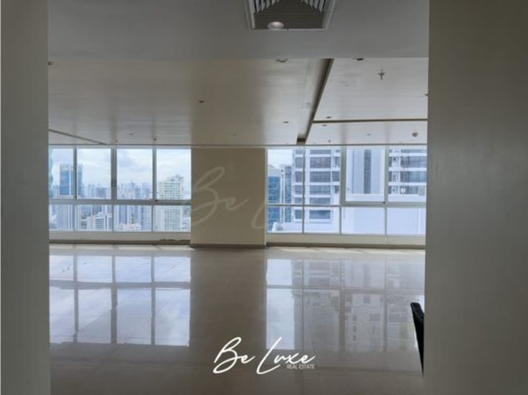 Open-plan living and dining area with sea views at PH Villa del Mar in Panama City