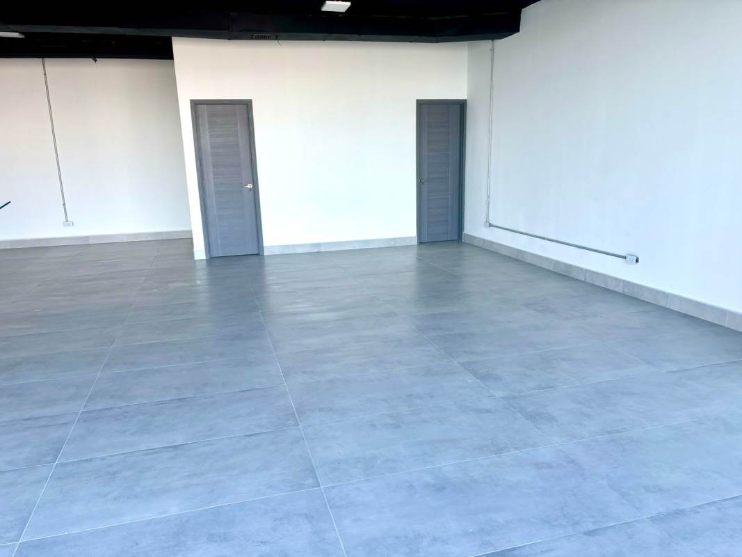 Modern finished office space with porcelain floors and ocean view PH BOC Balboa Panama