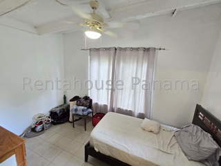 House - Duplex for Sale in Ancón - 5 bedrooms