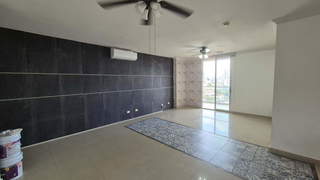 Apartment for Sale in San Francisco - 3 bedrooms