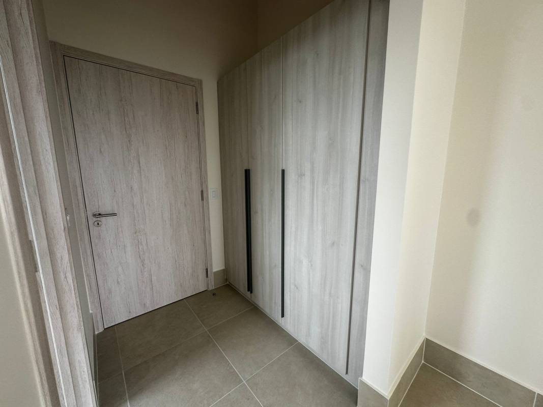 Minimalist hallway with built-in wardrobe Ocean House Panama
