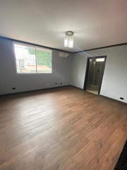 Commercial Property for Sale in San Francisco - 5 bedrooms