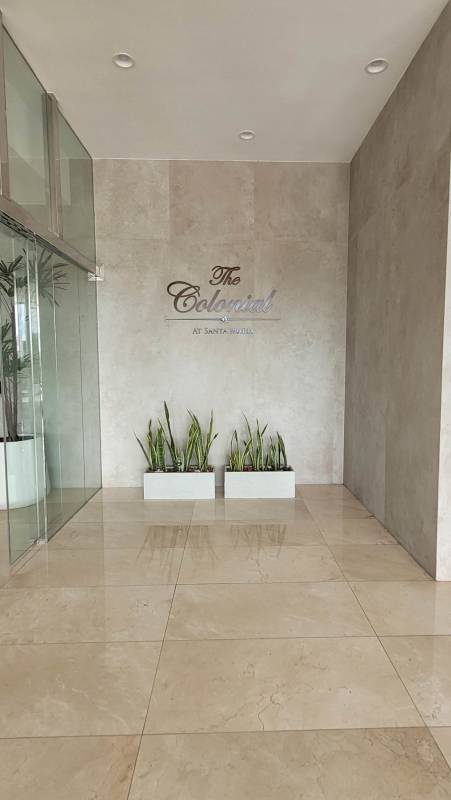 Double-height luxury lobby with modern decor PH The Colonial Santa Maria Panama rental