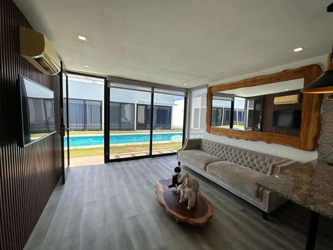 Modern Remodeled 2BR Villa at Bijao Resort with Pools