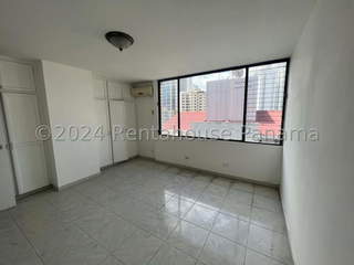 Apartment for Sale in Bella Vista - 3 bedrooms